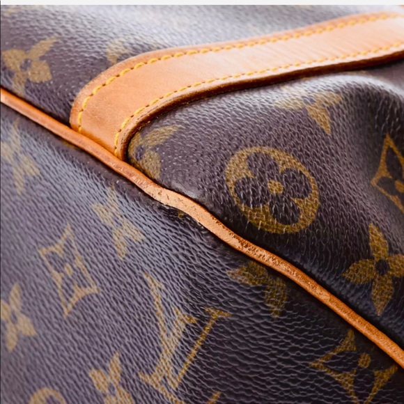 LOUIS VUITTON Monogram LV Sac shopping Shoulder Bag - Picture 7 of 11